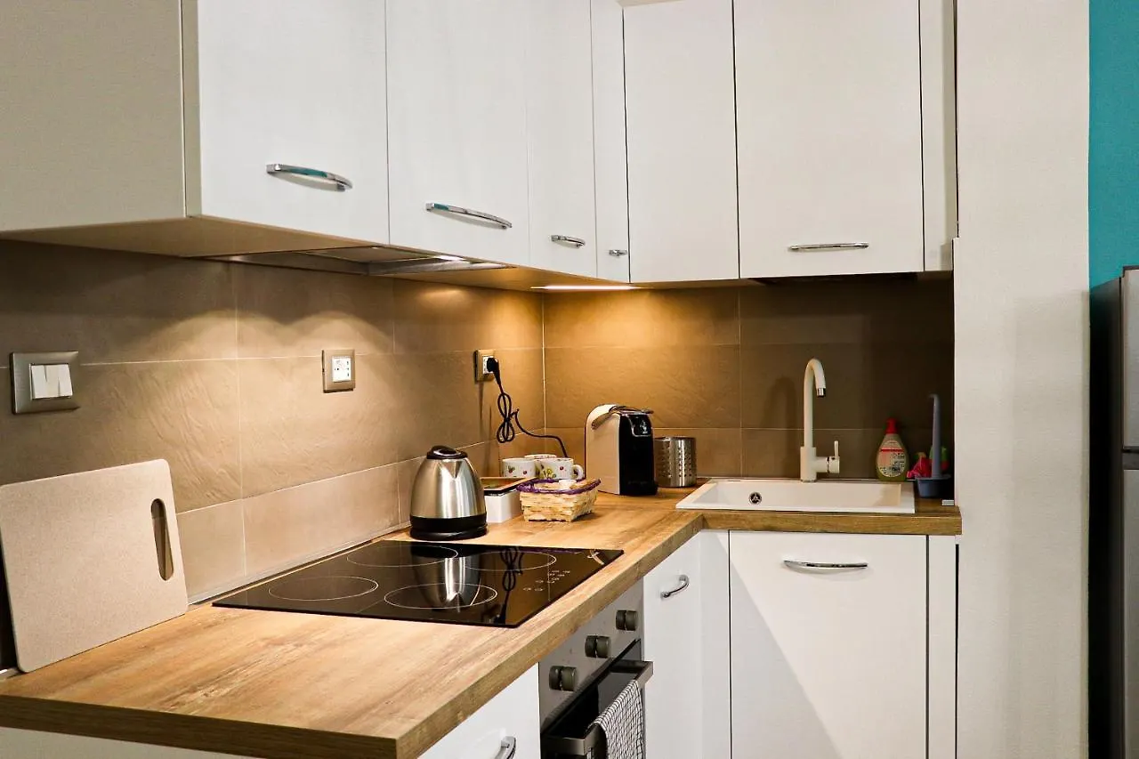 شقة Casa Mirra بسكييرا ديل غاردا 0*,  إيطاليا
